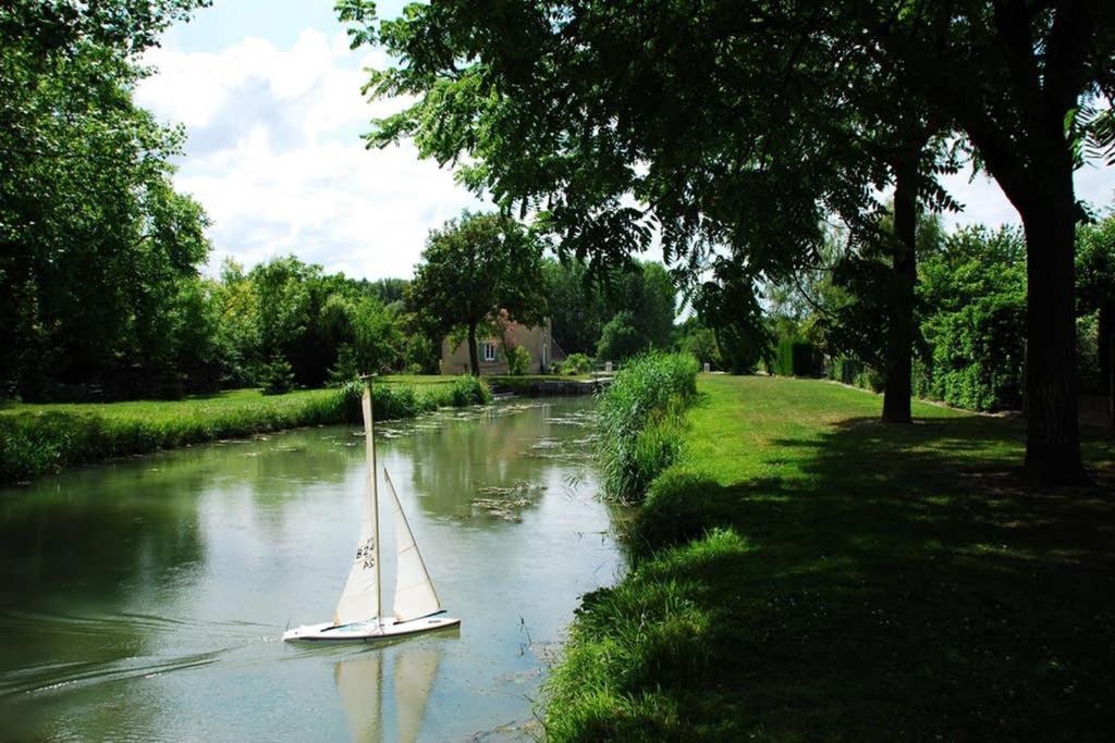 Petite Maison Au Bord Du Canal, 8' Zoo De Beauval, Pmr Noyers-sur-Cher Exteriér fotografie